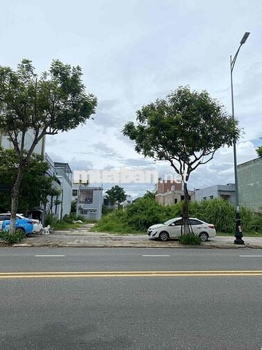 BÁN LÔ ĐẤT MẶT TIỀN “ TRƯỜNG SA” VỊ TRÍ SIÊU ĐẸP ĐỐI DIỆN RESSORT 5”