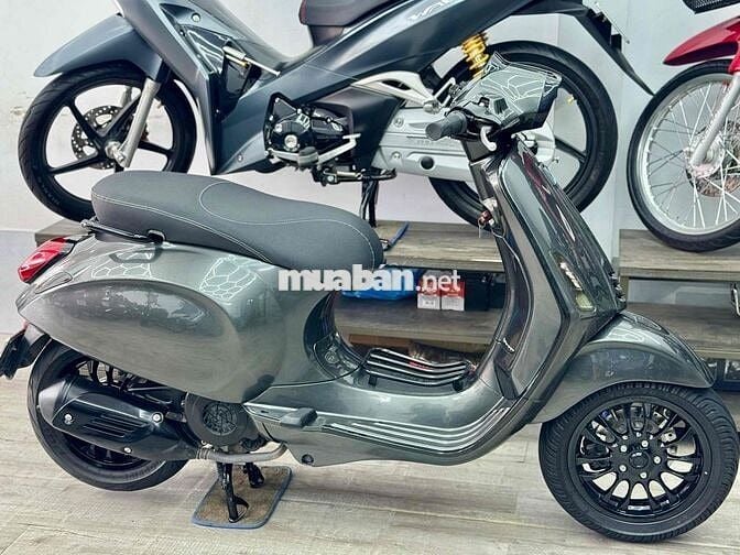 Vespa 9Chủ Máy Êm xe Ken