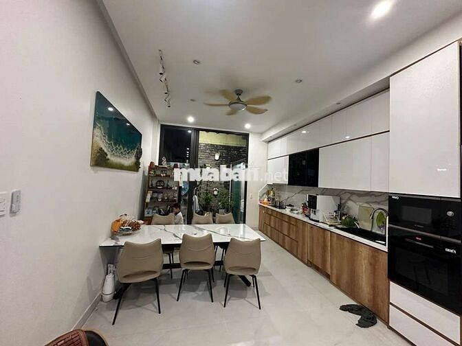 💥[TÂN PHÚ]_ NHÀSIÊU ĐẸP_ XE HƠI NGỦ TRONG NHÀ_KÊNH 19/5_GIÁ 8,8 TỶ