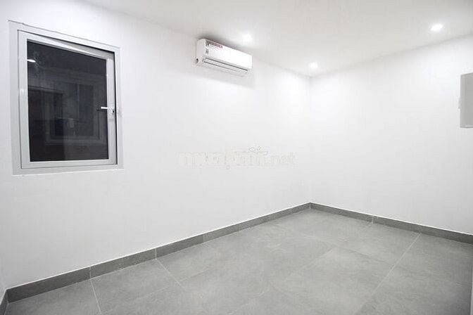 Cho thuê căn hộ 1 phòng ngủ, phòng khách đường Hương Lộ 2 Bình Tân
