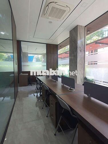 Cho thuê văn phòng Cạnh Vạn Phúc City 182m2 giá 8tr/tháng
