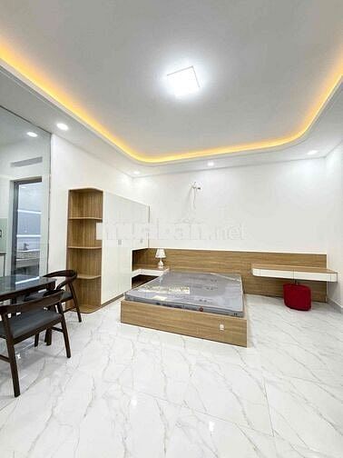 🔥 Căn hộ 1PN tách bếp mới 100%, cửa sổ lớn, thang máy full nội thất