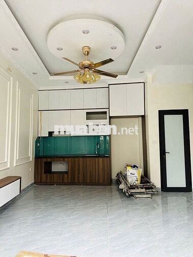 NHÀ ĐẸP LUNG LINH, GẦN Ô TÔ, LAI XÁ, KIM CHUNG – 30M² x 5T– GIÁ 5,8 TỶ