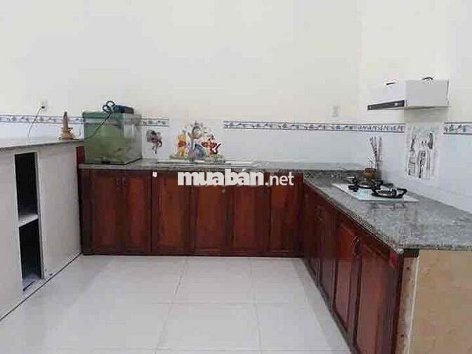 Nhà hẻm 30/4 có 2 phòng 2 wc sân xe tải thủ dầu 1 — bình dương