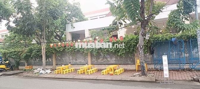 Sang MB kinh doanh ,đặng thùy trâm , trường bình lợi trung bình thạnh