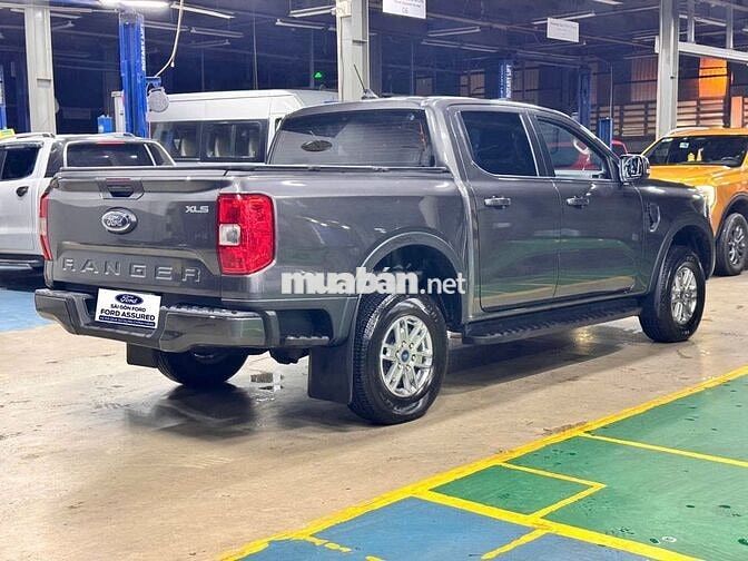 FORD RANGER XLS 2 Cầu 2024 - 22000 km