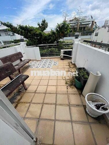 CHO THUÊ NHÀ MT HỌ LÊ 3.5X15M 2 LẦU ST 4PN 13TR