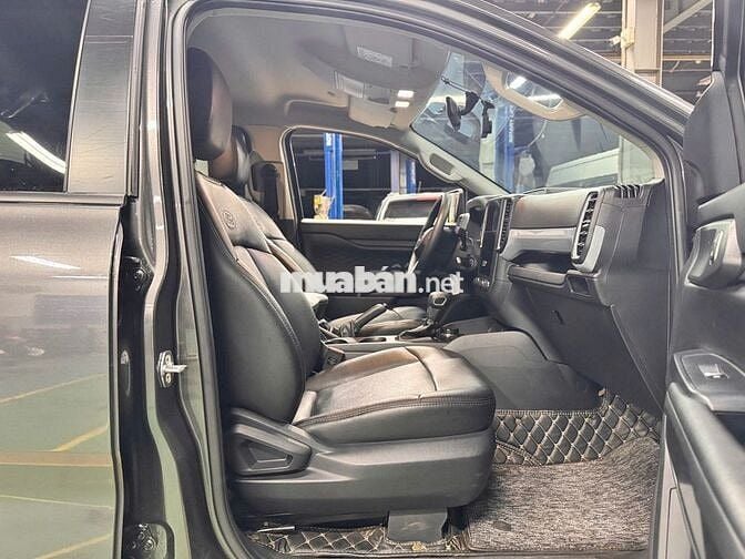 FORD RANGER XLS 2 Cầu 2024 - 22000 km