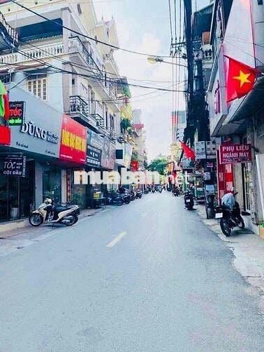 BÁN NHÀ PHỐ XUÂN ĐỈNH -PHẠM VĂN ĐỒNG 38 M x6 Tầng gần công viên