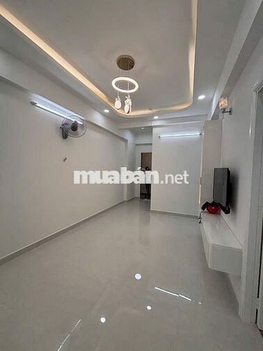 Chính chủ - cần bán CC Phú Thọ 64m2 | Nhà mới 2 ban công