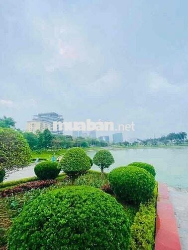 BÁN NHÀ PHỐ XUÂN ĐỈNH -PHẠM VĂN ĐỒNG 38 M x6 Tầng gần công viên