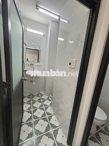 Chính chủ - cần bán CC Phú Thọ 64m2 | Nhà mới 2 ban công