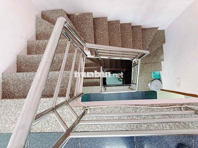 Bán Nhà Q4 : Nhà 5 Tầng Hoàn Công Đủ, Hẻm Rộng Đường Tôn Đản, P.15