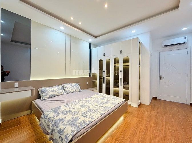 ⭐️Nhà tuyệt đẹp DT:4x15m Cao cấp hẻm xe hơi Dương Quảng Hàm, P6.
