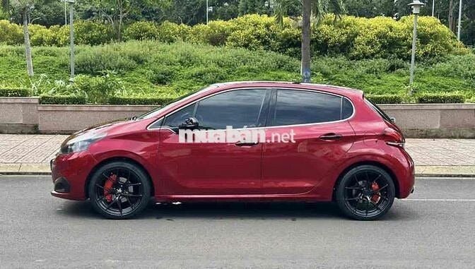 Peugeot 208 2015 1.6L AT - 72123 km