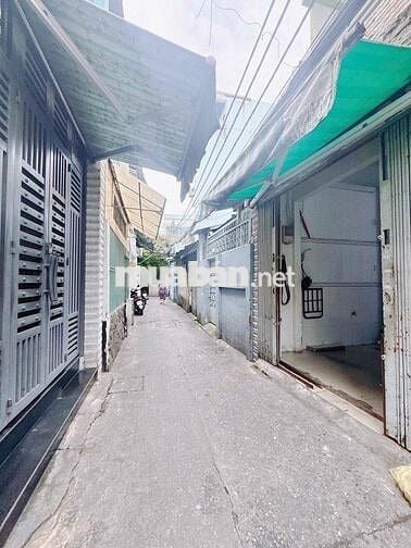 Bán Nhà Q4 : Nhà 5 Tầng Hoàn Công Đủ, Hẻm Rộng Đường Tôn Đản, P.15