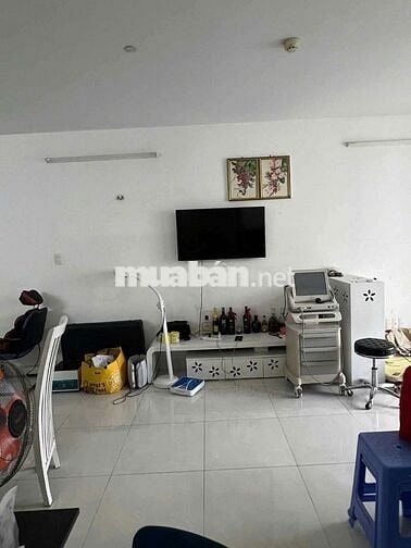Chủ gửi bán nhanh Tara Residence 71m2 2PN 2WC, tầng mát , yên tĩnh