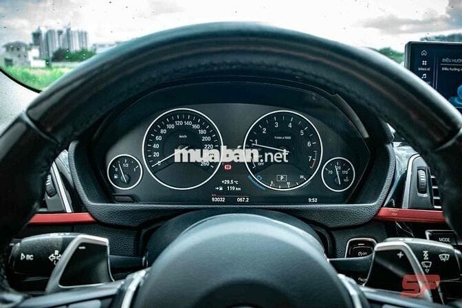 BMW 320i SẢN XUẤT 2016 BẢN KỈ NIỆM