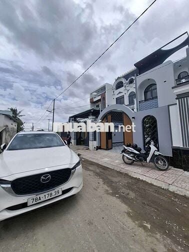 Bán nhà mới  1 trệt+1 lầu 5×36 ngay KCN cầu tràm