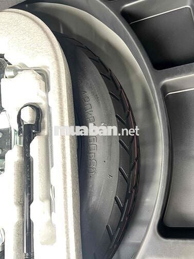 Bán Cross 1.8V 2022- Xe gia đình đi kỹ HT Bank 70%