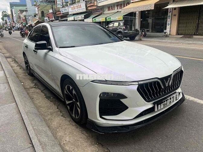 VinFast Lux A2.0 2019 - 53000 km