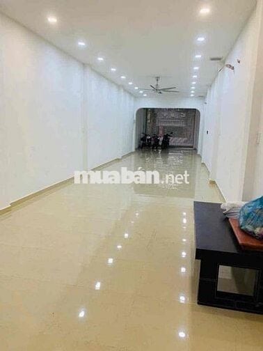 Cho thuê nhà nguyên căn ( có thể thuê riêng mặt trệt ) mặt tiền