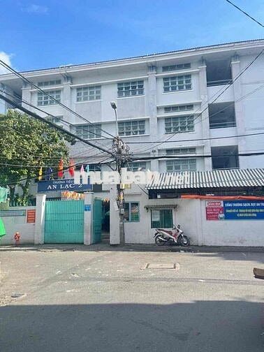 nhà 3 tầng hxh thông giáp quận 6 da sà.