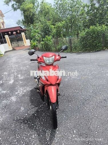 Nhà dư xe cần ván Suzuki Viva 110