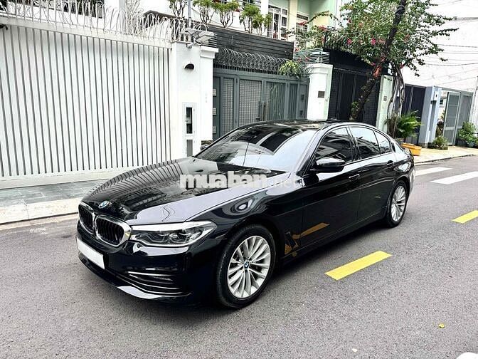 BMW 530 𝐋𝐮𝐱𝐮𝐫𝐲 𝐥𝐢𝐧𝐞 𝐒𝐱 𝟐𝟎𝟏𝟗  - 50000 km