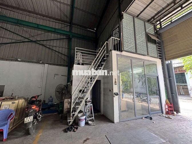 Cho thuê kho, nhà xưởng 270m2 Đường M1,ngay KCN TÂN BÌNH giá 25TR TL