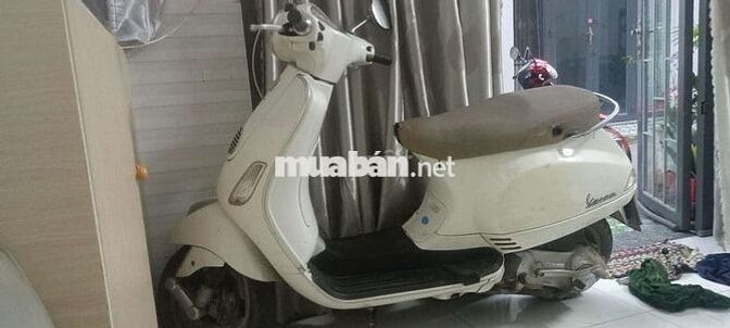 Cần Bán xe vespa LX 125 năm 2010