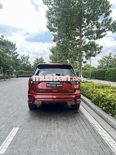 Ford Everest 2022 Bi-Turbo 2.0L 4x4 AT - 3900