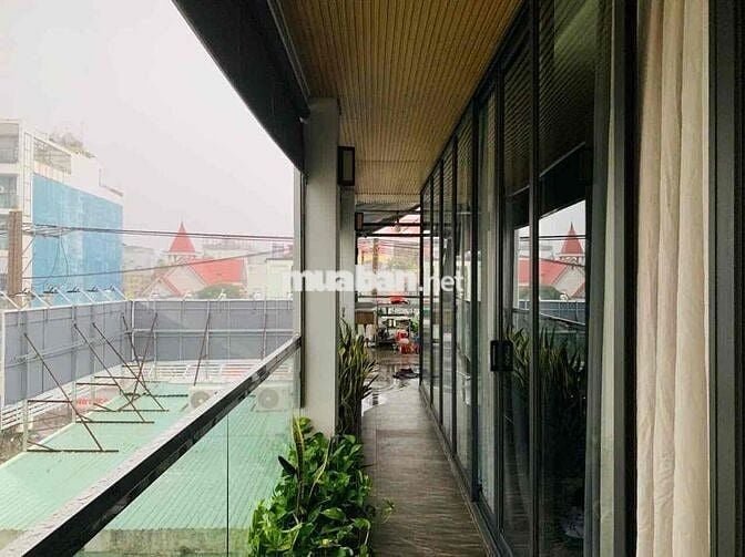 Cho thuê nhà nguyên căn ( có thể thuê riêng mặt trệt ) mặt tiền