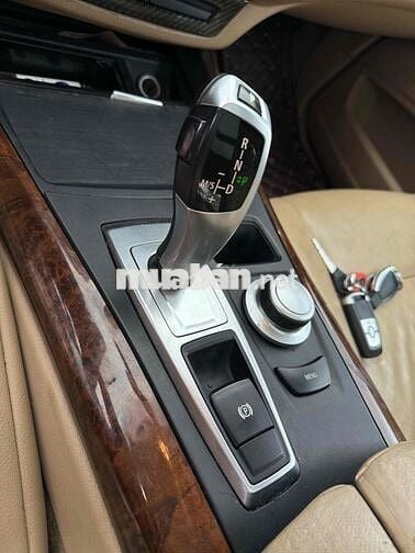 BMW X5 2008 3.0si - 150000 km