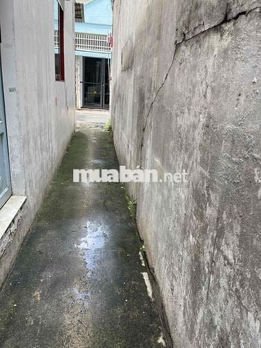 nhà 1 trệt . 1 lâu . 1PK . 2PN