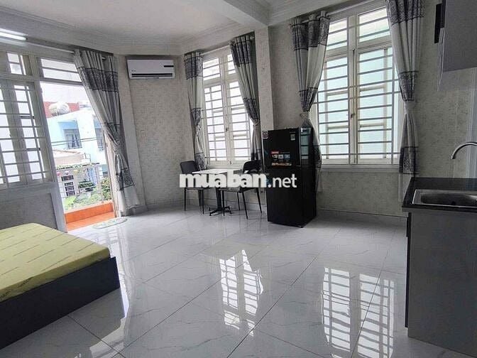 Phòng trọ cho thuê giá rẻ, có bancol , máy giặt riêng, gần Lotte Q7