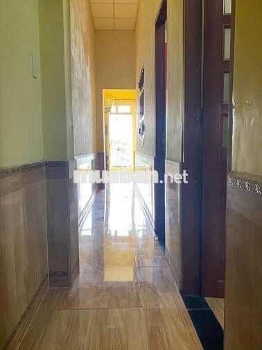 Bán nhà Thị Trấn Củ Chi : 105m2 ( 4x25 ) - 1 trệt 1 lầu. Giá 1 tỷ 980