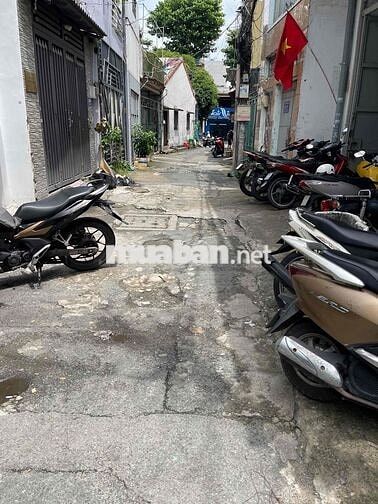 nhà 1 trệt . 1 lâu . 1PK . 2PN