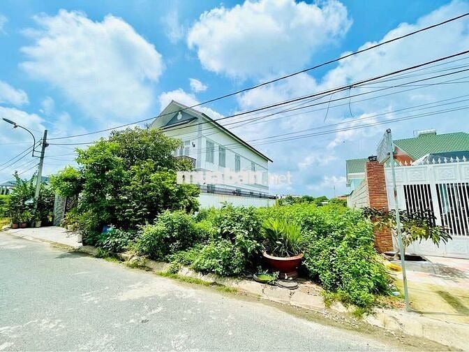 ĐẤT NHÀ VƯỜN, NHÀ TRỌ,NGAY KCN TÂN PHÚ TRUNG,10M X 32M, GIÁ 650 TRIỆU.