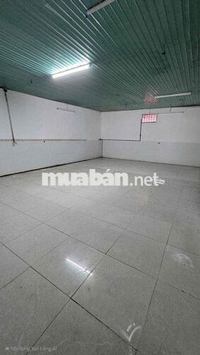 ✅ Cho thuê xưởng gần ngã tư Trung Chánh - TDT 300m2, DTX hơn 200m2,