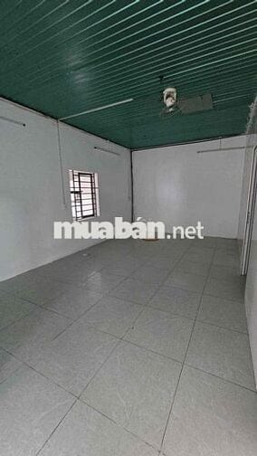 ✅ Cho thuê xưởng gần ngã tư Trung Chánh - TDT 300m2, DTX hơn 200m2,