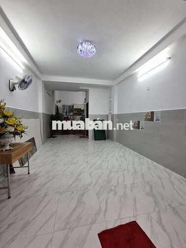 NHÀ 4X18M 1 TRỆT 3 LẦU 4PN CÓ MÁY LẠNH ĐƯỜNG 6M THÔNG