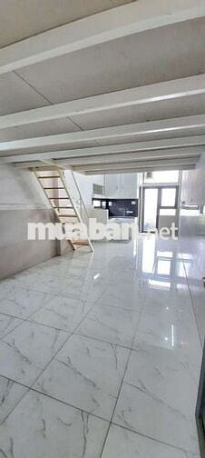 Phòng gác cao, ban công số 11 Nguyễn Ảnh Thủ, Bà Điểm, Hóc Môn