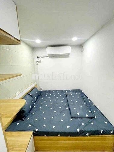 Tập thể 50 m2 sổ đỏ tầng 1 mặt ngõ thông phố Bùi ngọc Dương 5 m ra oto