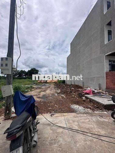 Bán gấp lô đất shr - Giá 1.75 tỷ - P.Chánh Hiệp - TPHCM