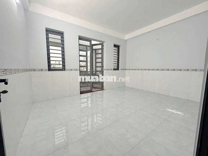 NHÀ ĐẸP MỚI KENG GẦN NGÃ TƯ GA, 5*20, TRỆT, 2 LẦU, 4PN, SÂN XE HƠI