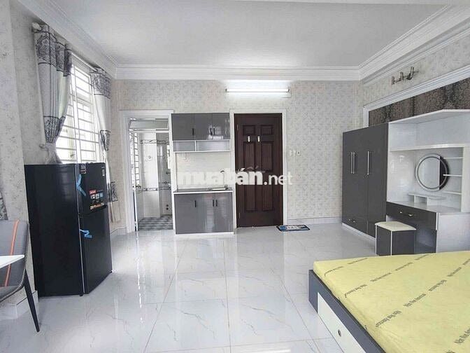 Phòng trọ cho thuê giá rẻ, có bancol , máy giặt riêng, gần Lotte Q7