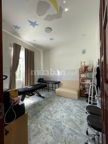 Bán nhà đẹp-DT68m2(5x14M)-2TẦNG-3PN-Điện biên Phủ-Nha Trang-Chỉ 3ty6 