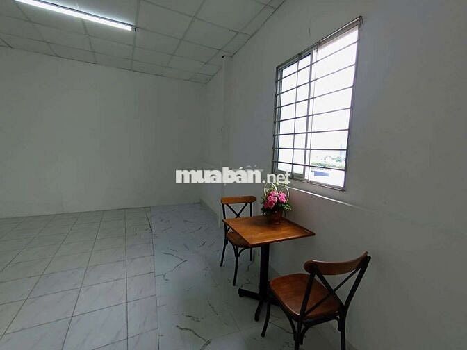 Phòng 704 máy lạnh Q7 NGUYỄN VĂN LINH