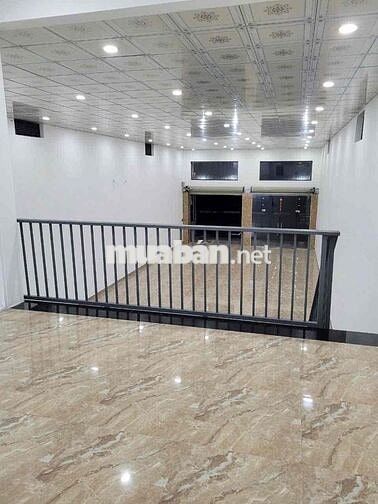 Cho thuê mặt bằng 270m2 trung tâm Thành Phố Mới, Thủ Dầu Một